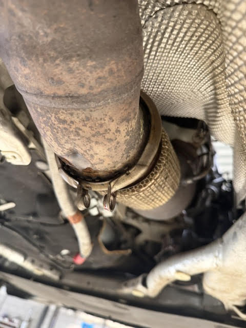 Disconnect the Factory Catalytic Converter from the Midpipe bmw b48 330i